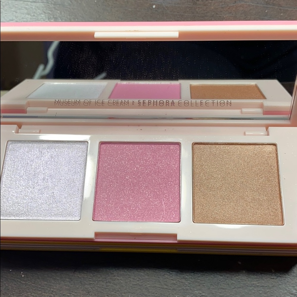 Museum of Art x Sephora Cheek Palette